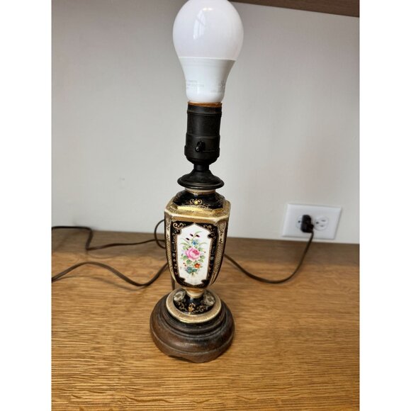 Vintage Floral Porcelain & Metal Table Lamp – Ornate Black & Gold Detail, Wood B - Picture 1 of 12